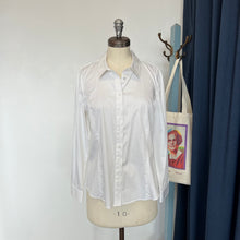 Charger l'image dans la galerie, Chemise blanche structurée premium Reitmans
