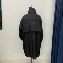 Charger l&#39;image dans la galerie, Manteau imperméable Kanuk
