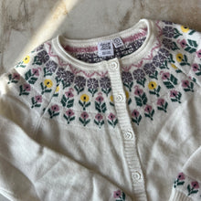 Charger l'image dans la galerie, Cardigan en tricot jacquard à motif floral Deux par Deux
