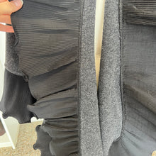 Charger l'image dans la galerie, Veste par-dessus Guy Laroche
