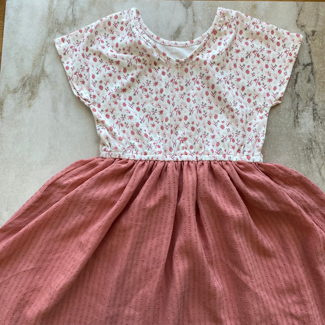 Robe Deux par Deux fleurs et fraises - Les Mal-Aimés ❤️‍🩹