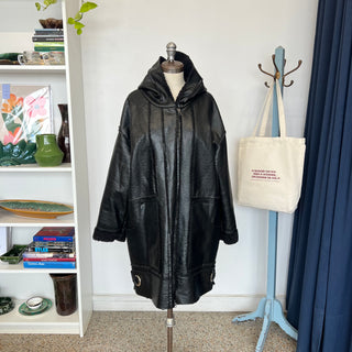 Manteau mi-saison Simon Chang - Les Mal-Aimés ❤️‍🩹