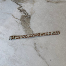 Charger l'image dans la galerie, Bracelet pour montre 26mm giraffe Chikiboom
