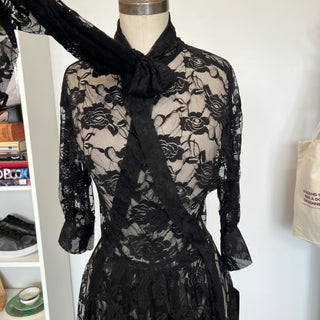 Robe en dentelle Norma Kamali - Les Mal-Aimés ❤️‍🩹