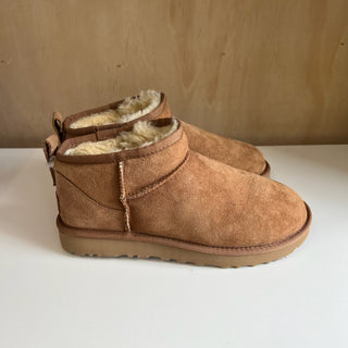Bottes Classic ultra mini UGG - Les Mal-Aimés ❤️‍🩹