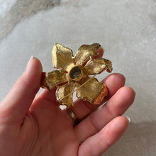 Charger l'image dans la galerie, Broche florale Boucher
