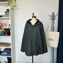 Charger l'image dans la galerie, Manteau imperméable unisexe Rains - Les Mal-Aimés ❤️‍🩹
