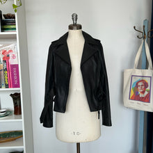 Charger l'image dans la galerie, Veste courte en cuir Yeva Rudsak
