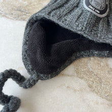 Charger l&#39;image dans la galerie, Tuque hiver gris foncé Deux par Deux
