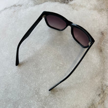 Charger l'image dans la galerie, Lunettes de soleil Oscar de la Renta
