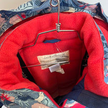 Charger l&#39;image dans la galerie, Manteau d&#39;hiver rose et bleu avec fleurs Deux par Deux
