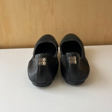 Charger l&#39;image dans la galerie, Ballerines BCBG Maxazria
