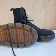 Charger l&#39;image dans la galerie, Bottes Dr Martens Combs
