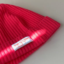 Charger l&#39;image dans la galerie, Tuque House of Liberty en cachemire
