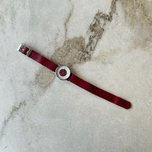 Charger l'image dans la galerie, Montre 26mm bracelet rouge Chikiboom
