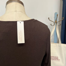 Charger l'image dans la galerie, Chandail Gentle Fawn
