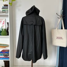 Charger l'image dans la galerie, Manteau imperméable unisexe Rains - Les Mal-Aimés ❤️‍🩹
