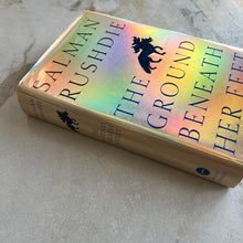 Charger l&#39;image dans la galerie, Livre The ground beneath her feet Rushdie Salman

