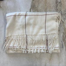 Charger l&#39;image dans la galerie, Foulard Love &amp; Lore *Matière recyclée*
