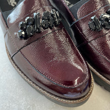 Charger l'image dans la galerie, Chaussures loafers en cuir rouge bordeaux Imac
