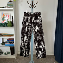 Charger l'image dans la galerie, Pantalon tacheté Zara
