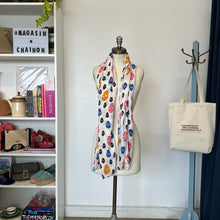 Charger l'image dans la galerie, Foulard en soie Hood Skull

