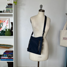 Charger l'image dans la galerie, Sac à bandoulière Tyler Tumi
