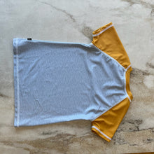 Charger l'image dans la galerie, Chandail maillot Deux par Deux 3/4 ans
