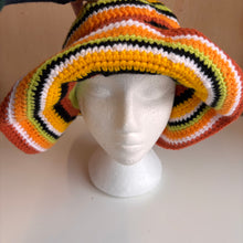Charger l'image dans la galerie, Chapeau tricot orange
