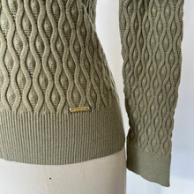 Charger l'image dans la galerie, Chandail Tahari
