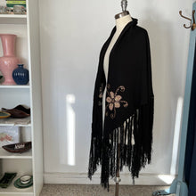 Charger l'image dans la galerie, Châle Güler Triko
