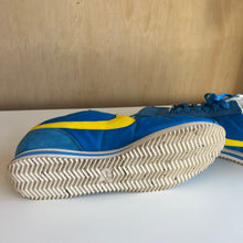 Charger l'image dans la galerie, Chaussures Cortez TXT Light Photo Blue Lightning Nike
