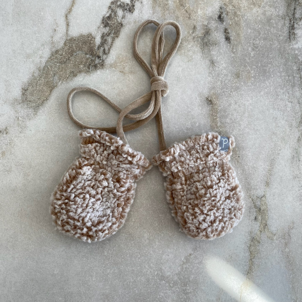 Mitaines douces avec cordon Deux par Deux bébé molleton