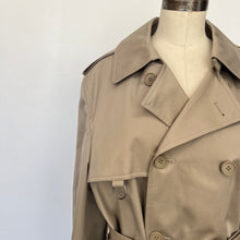 Charger l&#39;image dans la galerie, Manteau imperméable Nino Cerruti
