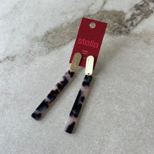 Charger l'image dans la galerie, Boucles d'oreilles #3647 Stella par Isabel Désy
