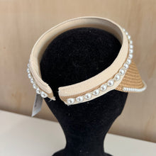 Charger l'image dans la galerie, Casquette de plage en paille
