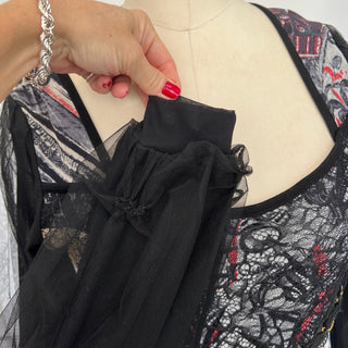 Robe Save the Queen