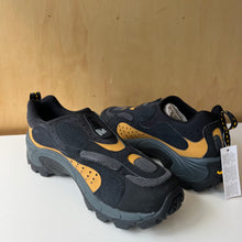 Charger l&#39;image dans la galerie, Chaussures Merrell Moc Speed Streak Evo 1TRL x Nicole McLaughlin
