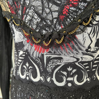 Robe Save the Queen