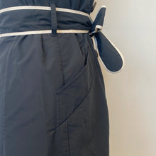 Charger l&#39;image dans la galerie, Robe bleue portefeuille Aquascutum
