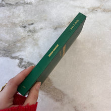 Charger l&#39;image dans la galerie, Livre Grosse douceur Jean F. Boily
