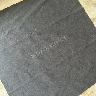 Étui lunettes neuve Burberry