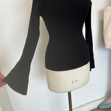 Charger l'image dans la galerie, Chandail Diane Von Furstenberg
