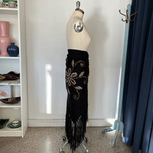 Charger l'image dans la galerie, Châle Güler Triko
