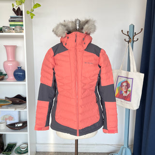 Manteau rose isolé Bird Mountain Omni-Heat Infinity Colombia