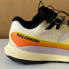 Charger l&#39;image dans la galerie, Chaussures de course Salomon Ultra Glide 2W trail running
