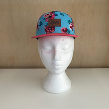Charger l'image dans la galerie, Casquette fleurs Deux par Deux
