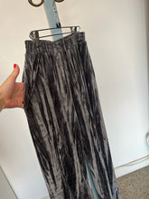 Charger l'image dans la galerie, Pantalon en jersey de velours Persona par Marina Rinaldi
