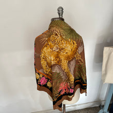 Charger l&#39;image dans la galerie, Foulard en soie Salvatore Ferragamo
