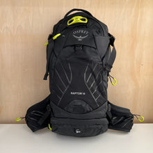 Charger l'image dans la galerie, Sac pour homme Osprey Raptor 14L w/Res - Les Mal-Aimés ❤️‍🩹
